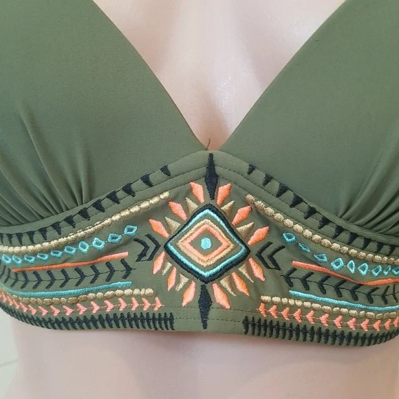 NWT CALIFORNIA WAVES Army green tribal bikini top | Medium | - Picture 2 of 7